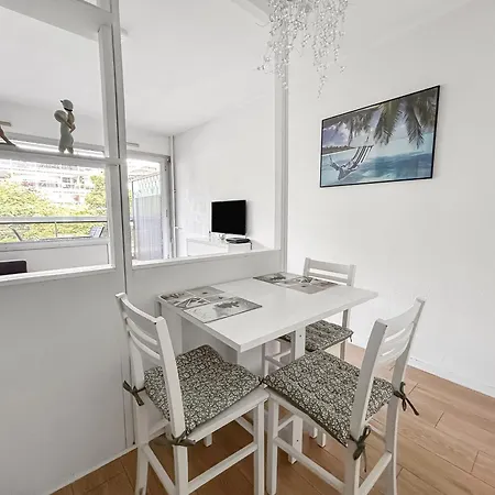 4 Pers Piscine A Pied * ジュアン・レ・パン