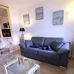 4 Pers Piscine A Pied Ζουάν λε Πιν