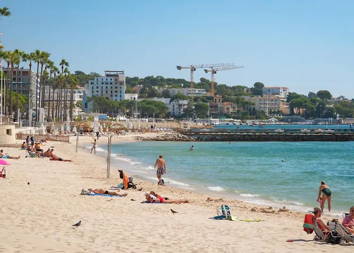 4 Pers Piscine A Pied Semesterbostad Juan-les-Pins