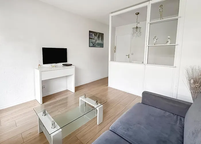 Nyaraló 4 Pers Piscine A Pied *